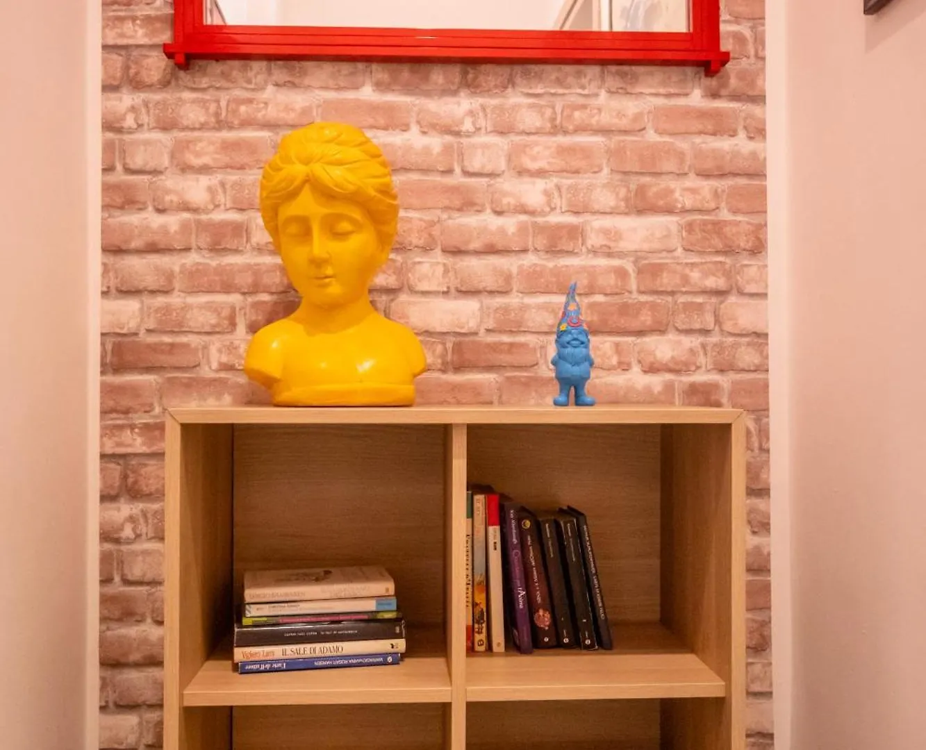 Ltpanella Yellow Pop Rome