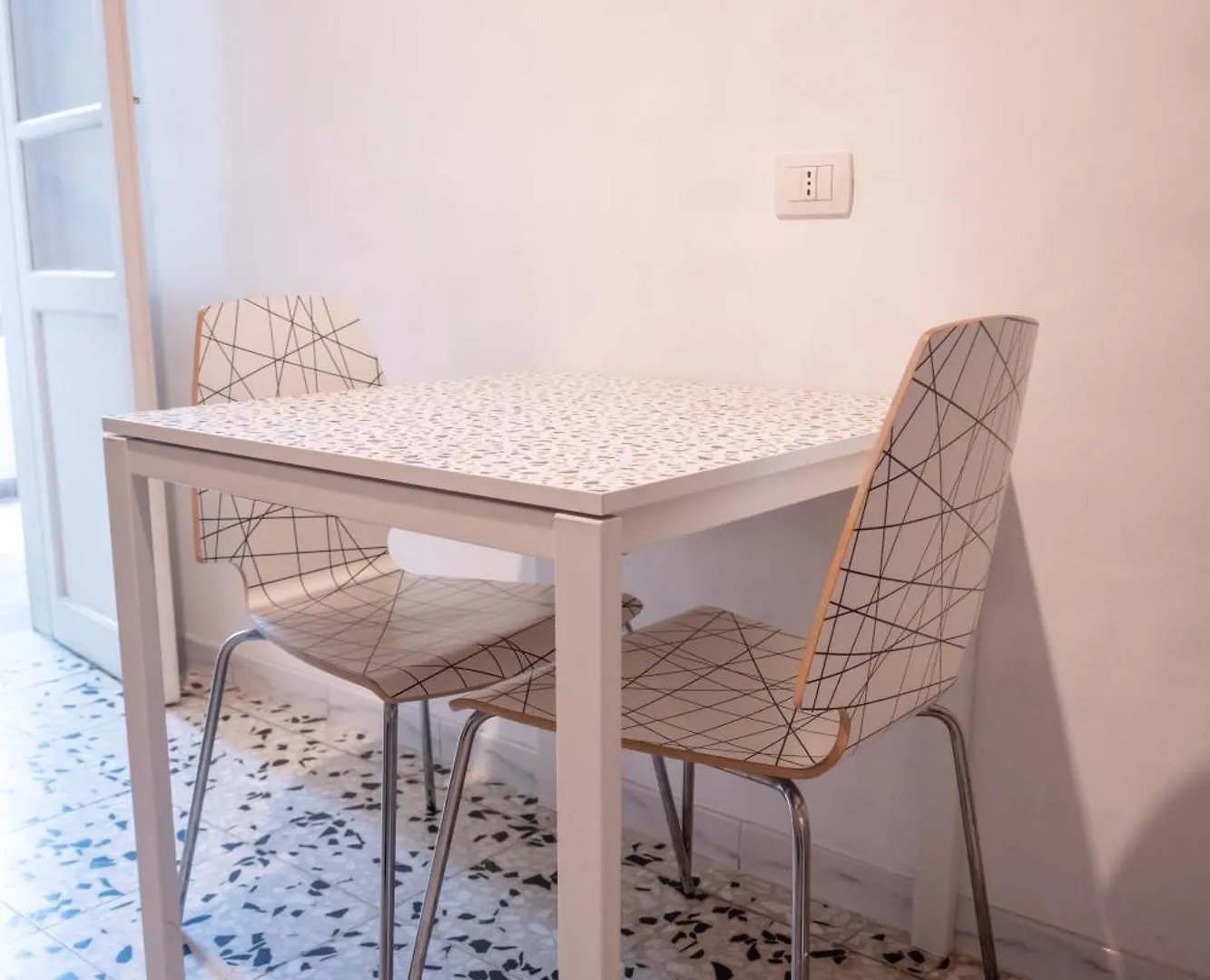 Apartment Ltpanella Yellow Pop Rome