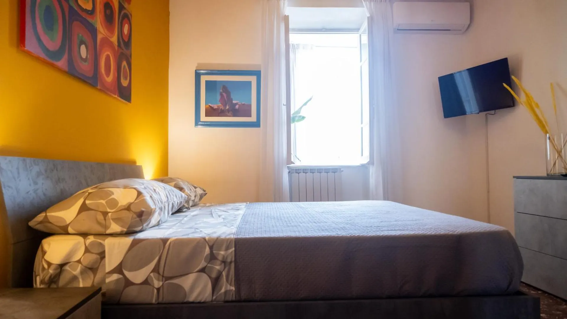 Apartment Ltpanella Yellow Pop Rome
