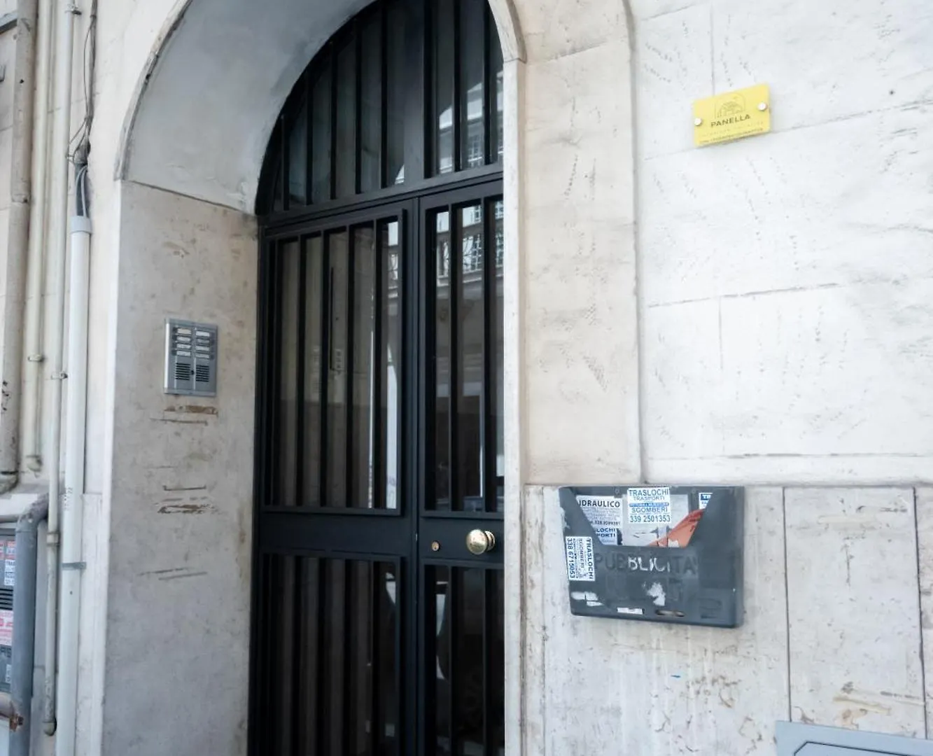 Apartment Ltpanella Yellow Pop Rome Italy